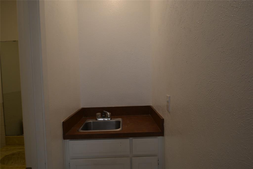 Ridgecrest Addn - Commercial Lease