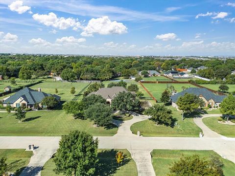 A home in Waxahachie