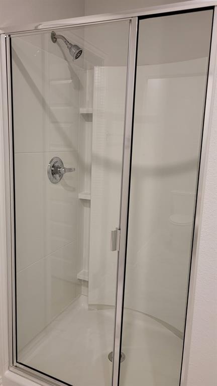 ROLLING RIDGE PHASE 1 - Residential Lease