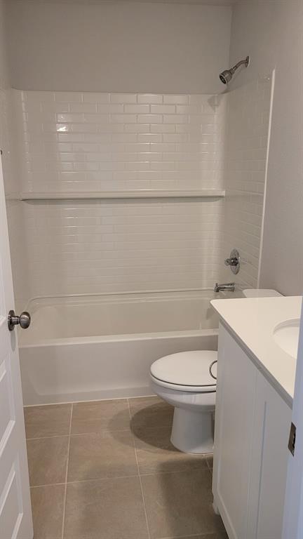 ROLLING RIDGE PHASE 1 - Residential Lease