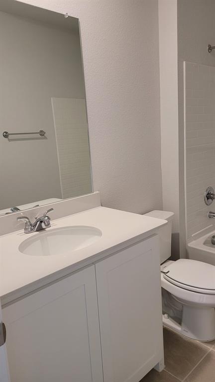 ROLLING RIDGE PHASE 1 - Residential Lease