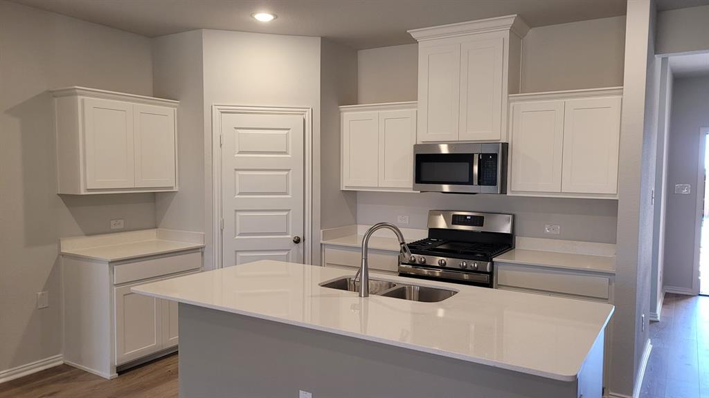 ROLLING RIDGE PHASE 1 - Residential Lease