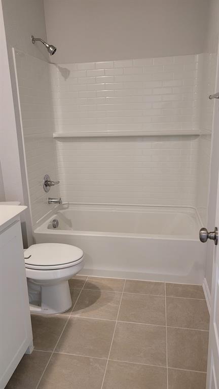 ROLLING RIDGE PHASE 1 - Residential Lease