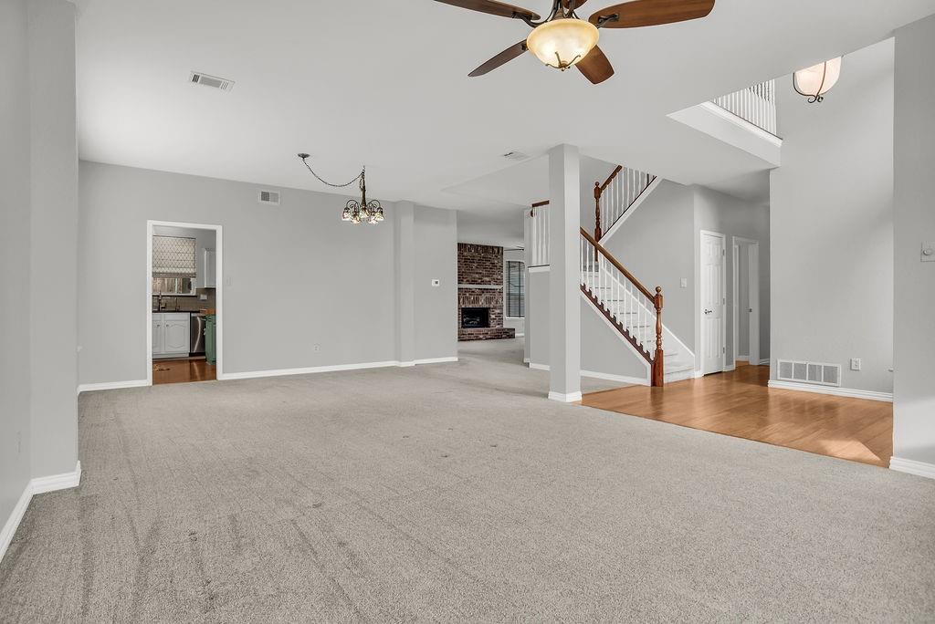 7809 Clover Leaf Drive