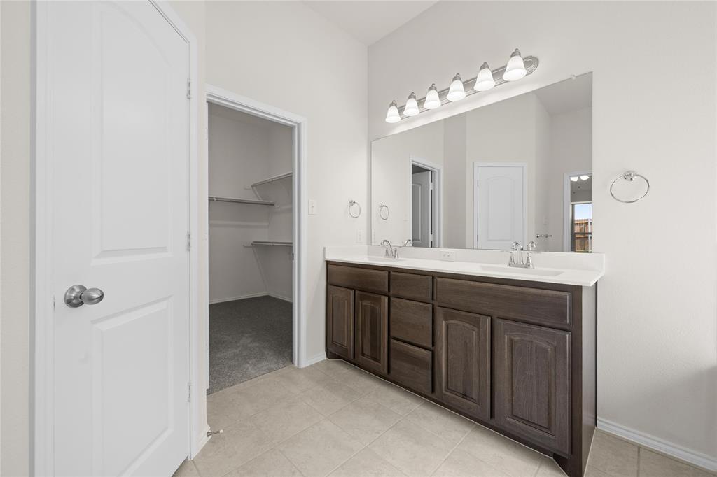 Chisholm HIlls - Residential