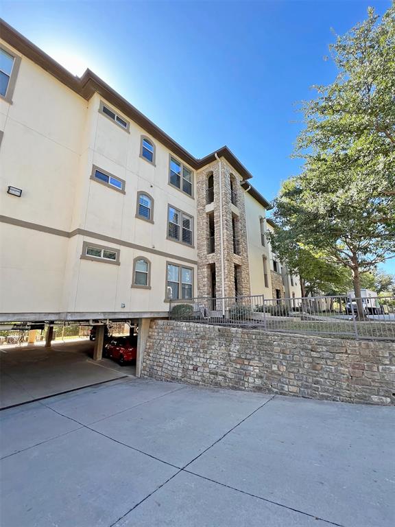 Waters Edge Condo - Residential Lease