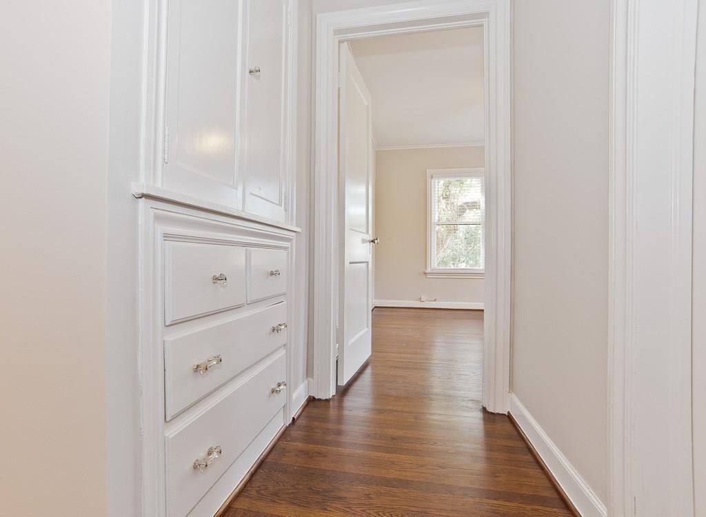 UNIVERSITY PLACE - Residential Lease