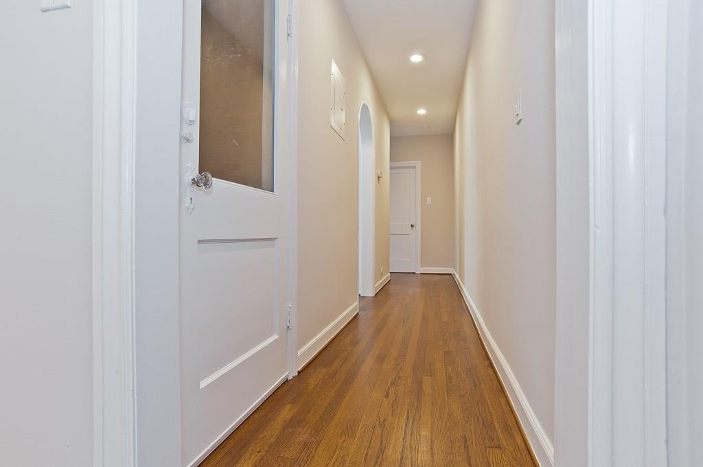 UNIVERSITY PLACE - Residential Lease