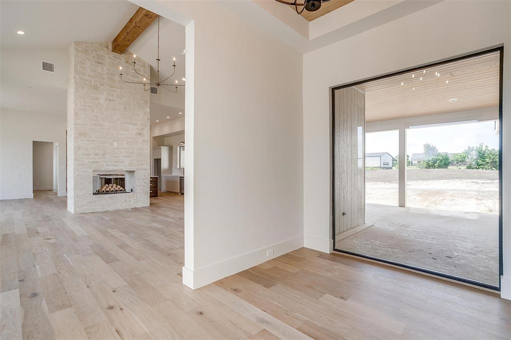 2015 Meadowlark Court