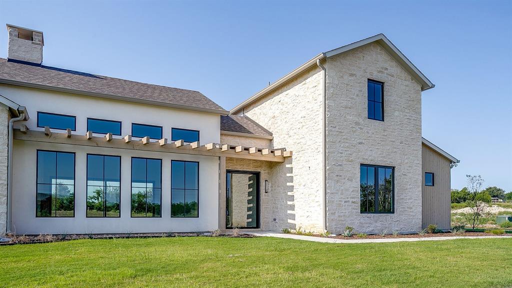 2015 Meadowlark Court