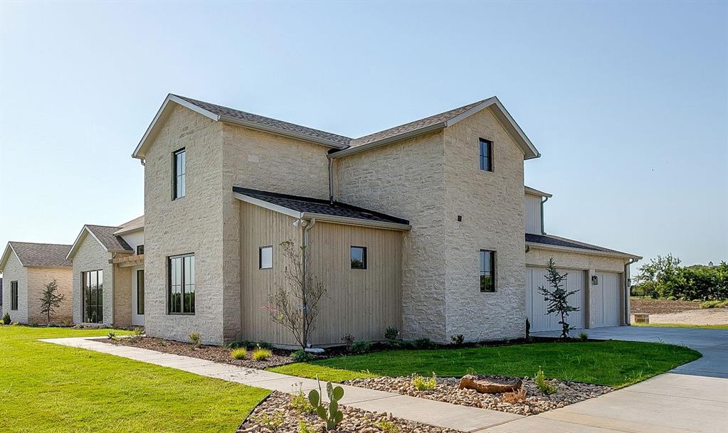 2015 Meadowlark Court