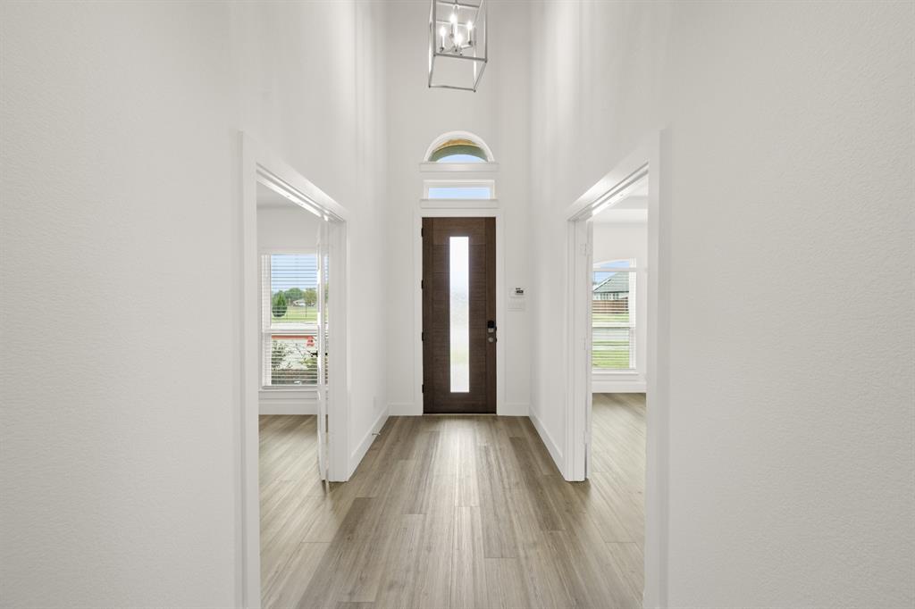 707 Majestic Oak Lane