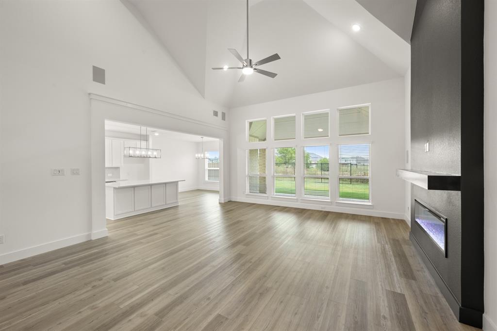 Oaks of North Grove - Residential