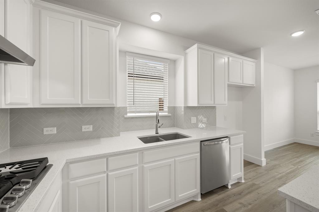 Oaks of North Grove - Residential