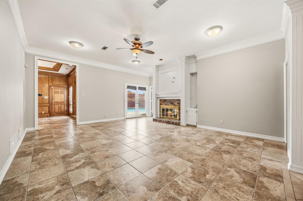 521 Shoreview Drive