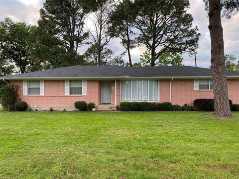 A home in Terrell