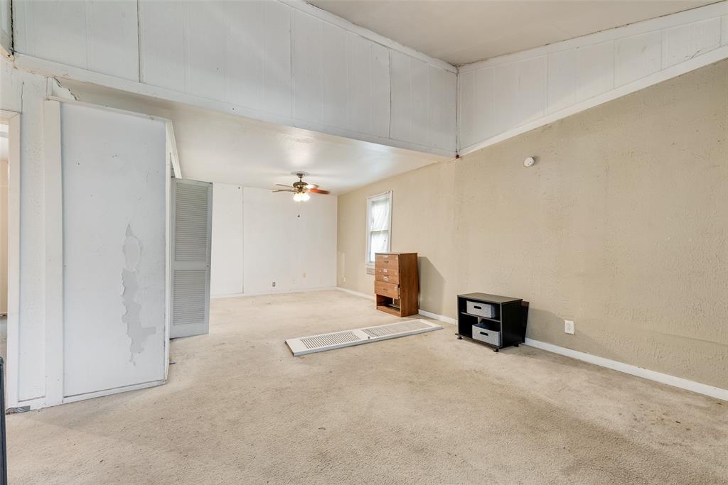 JAMES PORTER ABST 1129 PG 395 BLK B TR 6 ACS 1.26 - Residential