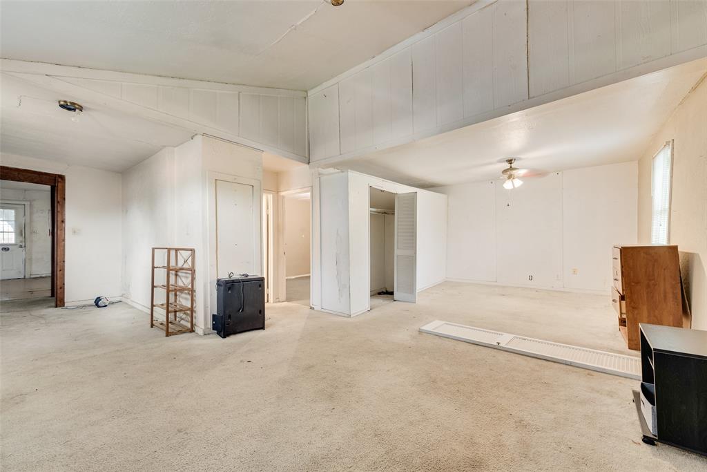 JAMES PORTER ABST 1129 PG 395 BLK B TR 6 ACS 1.26 - Residential