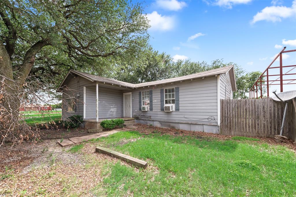 JAMES PORTER ABST 1129 PG 395 BLK B TR 6 ACS 1.26 - Residential