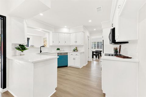 Tiny photo for 6527 Genstar Lane, Dallas, TX 75252 (MLS # 21202375)