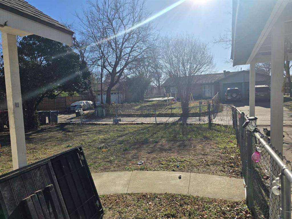 805 Brookshire Circle