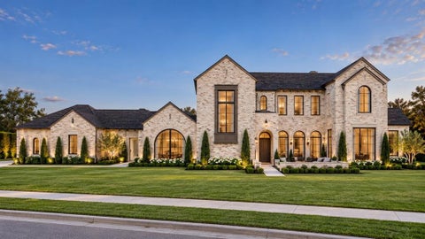 Photo of 6002 Jericho Court, Dallas, TX 75248 (MLS # 21419750)