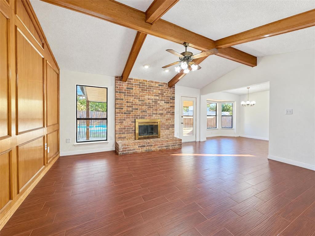 935 Thistle Ridge Lane
