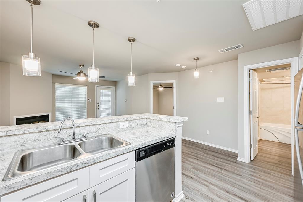 Sable Rdg Condos - Residential