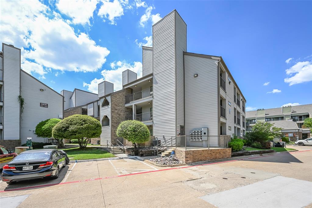 Sable Rdg Condos - Residential