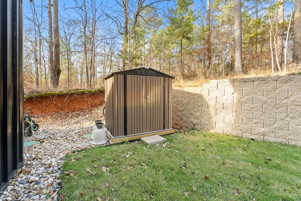 ESTATE VILLAGE - Residential