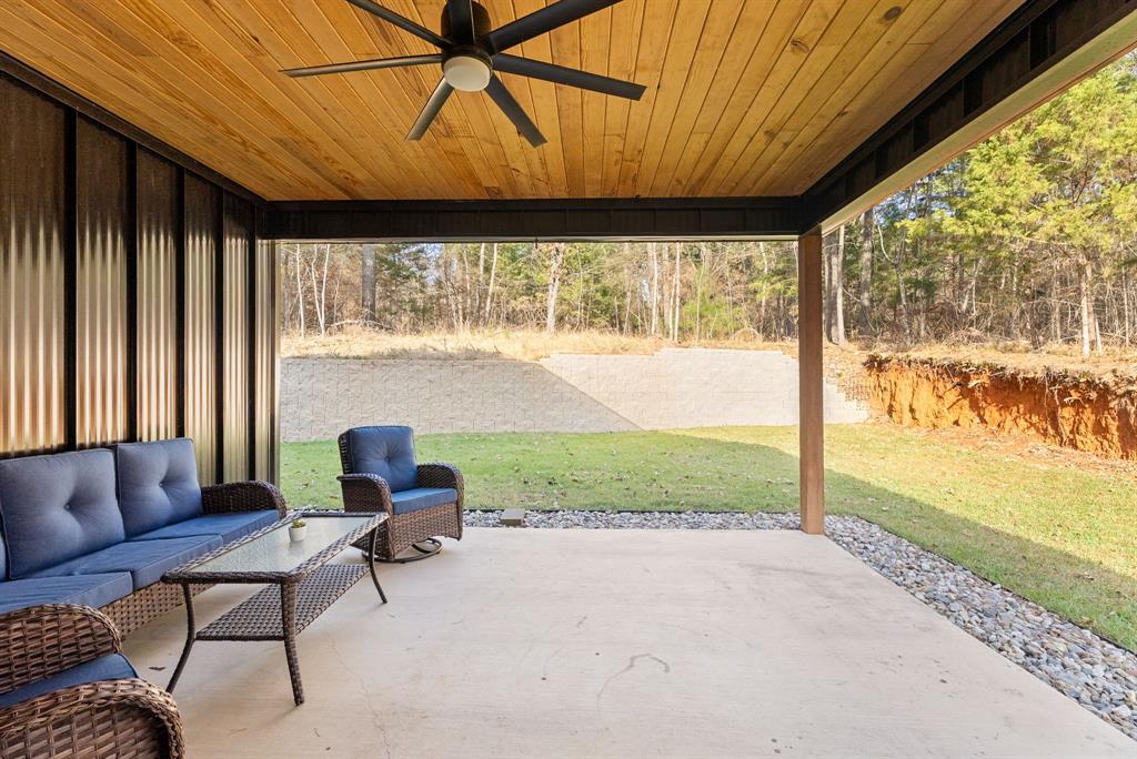 ESTATE VILLAGE - Residential