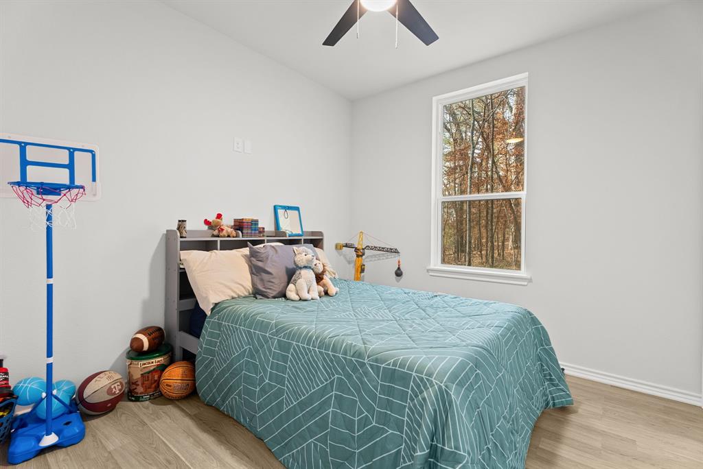 ESTATE VILLAGE - Residential