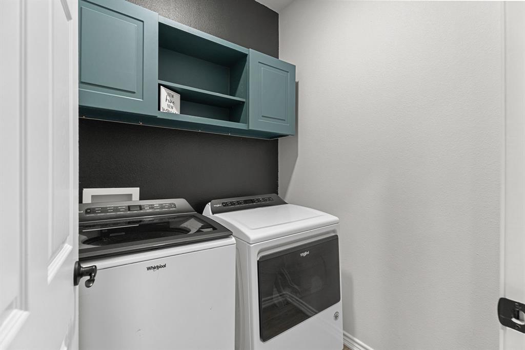 ESTATE VILLAGE - Residential