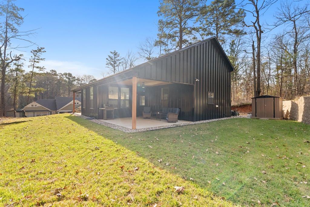 ESTATE VILLAGE - Residential