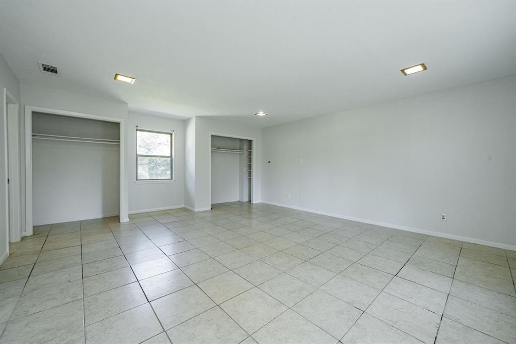 RIDGEWOOD ESTATES 1 - Residential