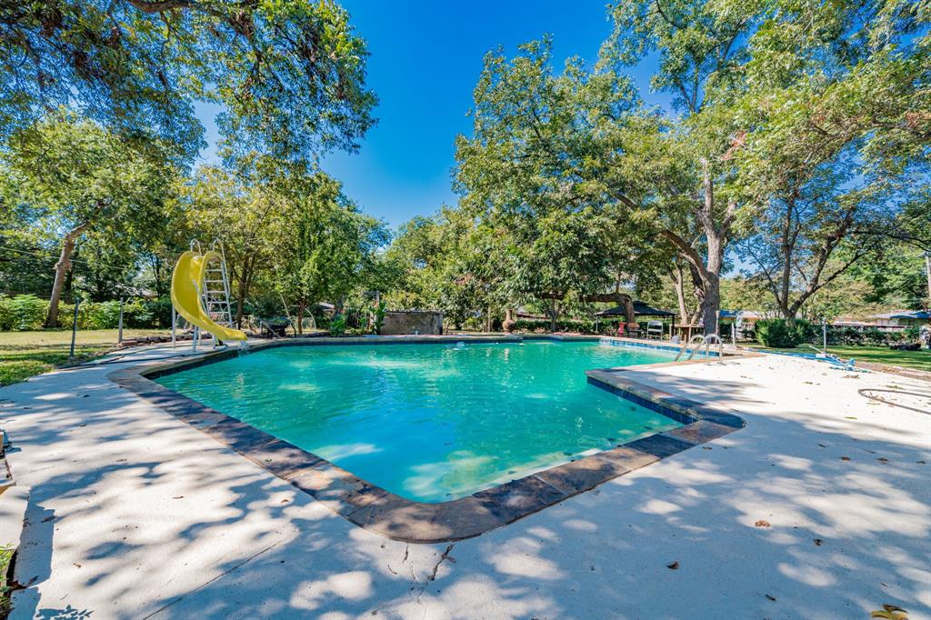 RIDGEWOOD ESTATES 1 - Residential