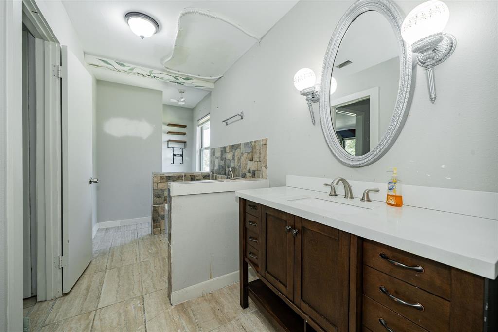 RIDGEWOOD ESTATES 1 - Residential