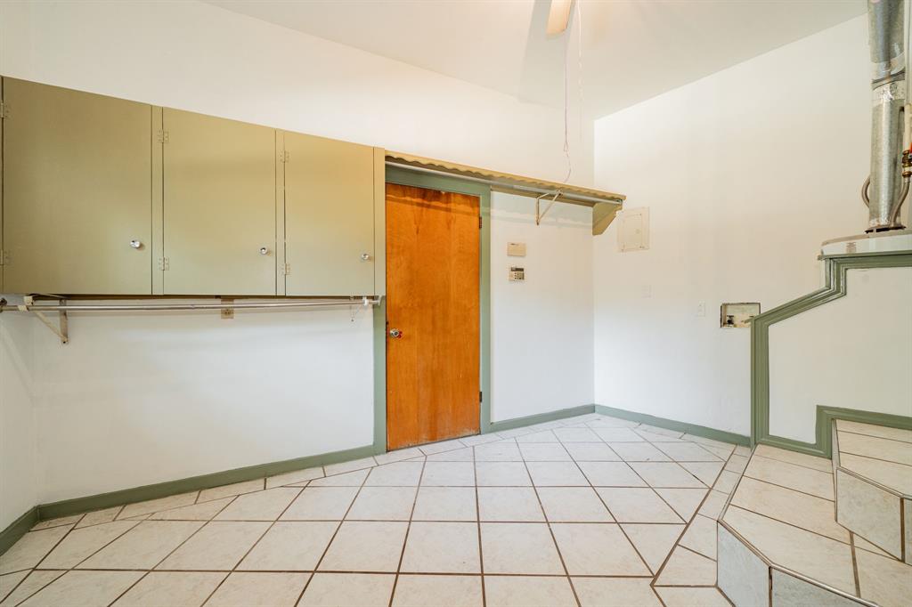 RIDGEWOOD ESTATES 1 - Residential