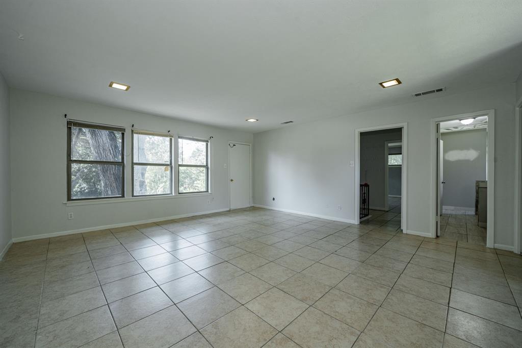 RIDGEWOOD ESTATES 1 - Residential