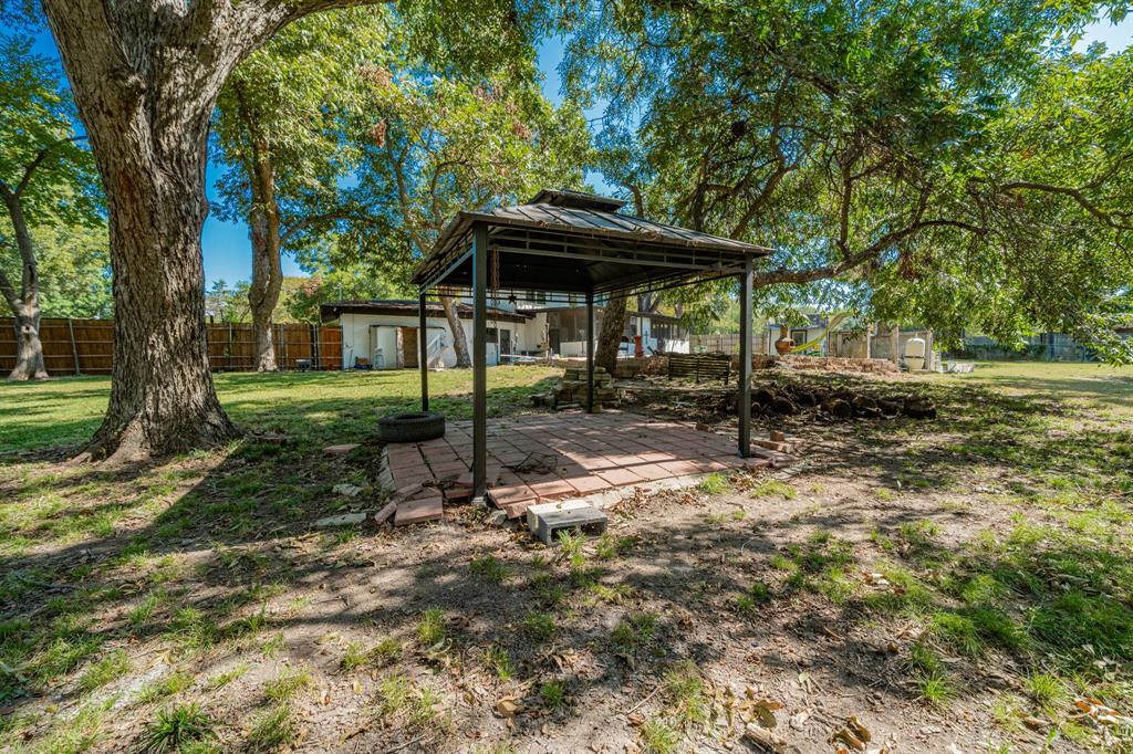 RIDGEWOOD ESTATES 1 - Residential