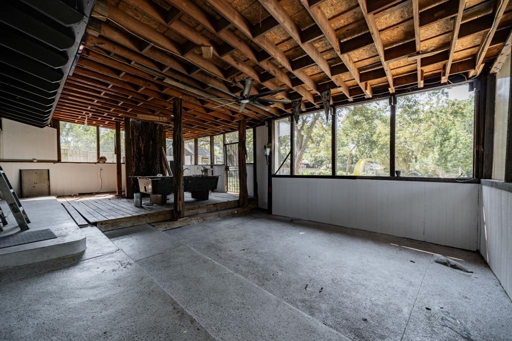 RIDGEWOOD ESTATES 1 - Residential