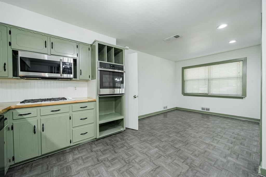 RIDGEWOOD ESTATES 1 - Residential