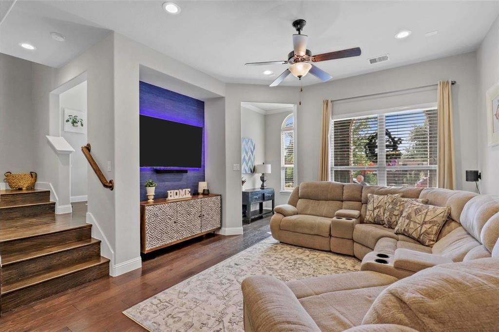 Riverside Point - Residential Lease