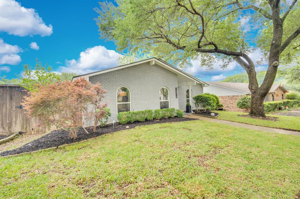 10810 Wallbrook Drive