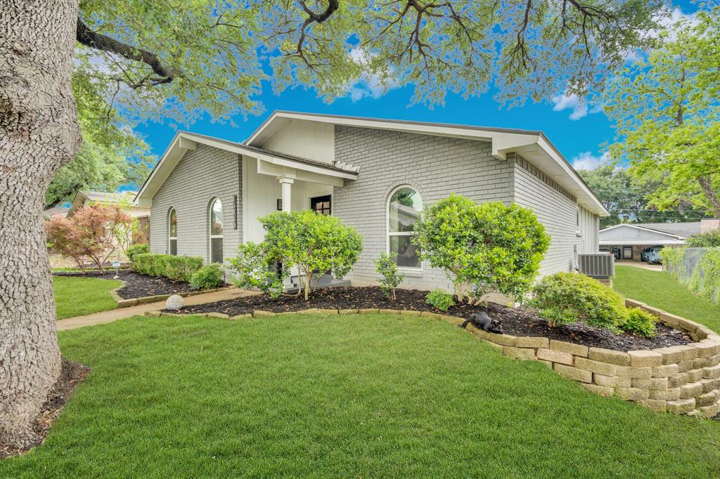 10810 Wallbrook Drive