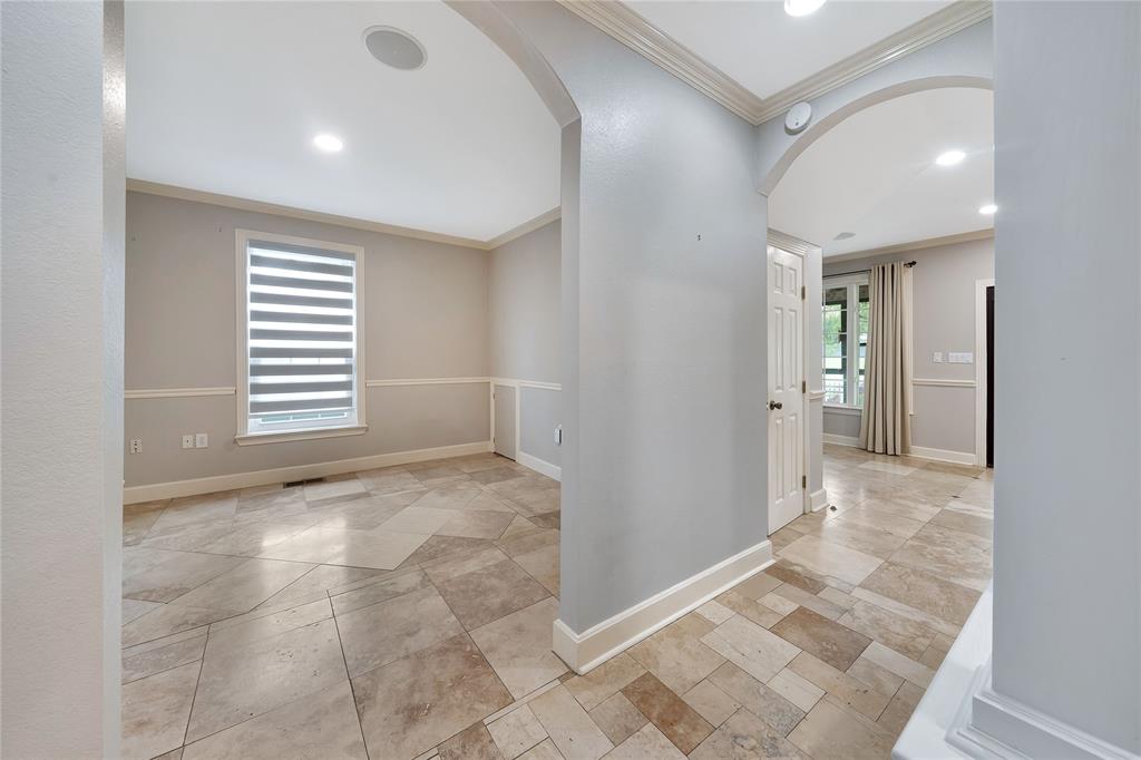 MOUNT AUBURN - Residential