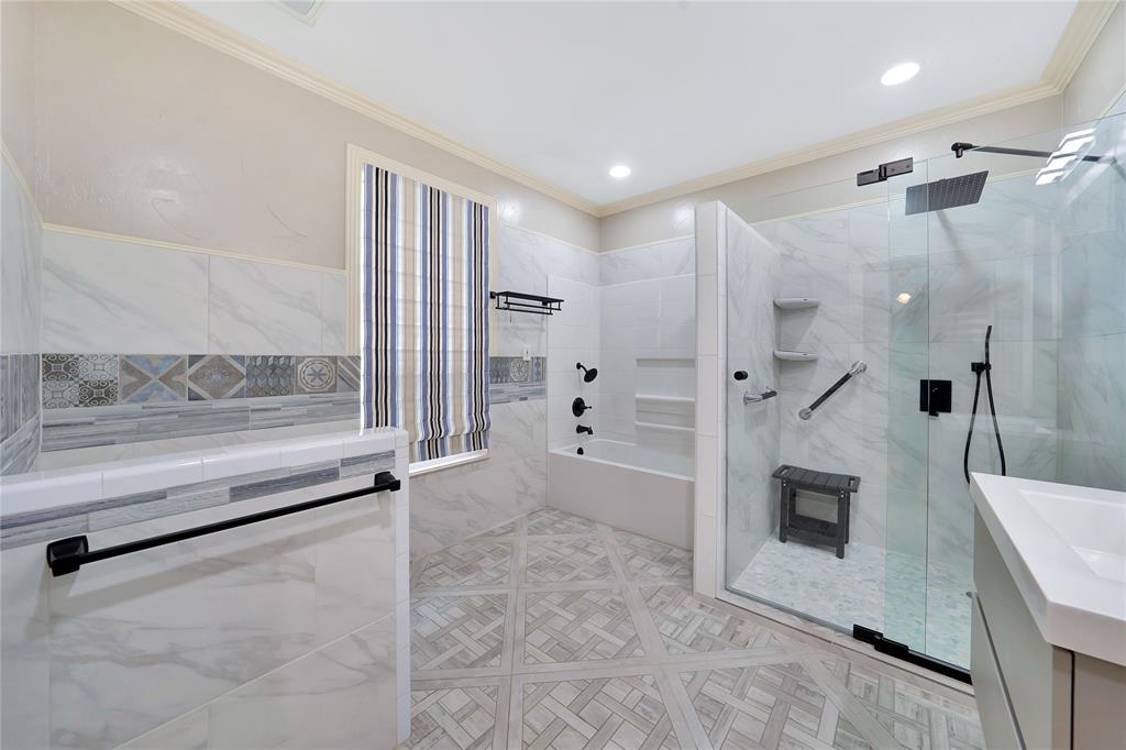 MOUNT AUBURN - Residential