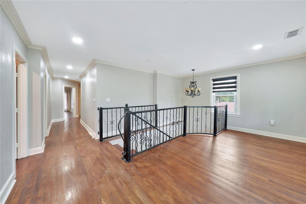 MOUNT AUBURN - Residential