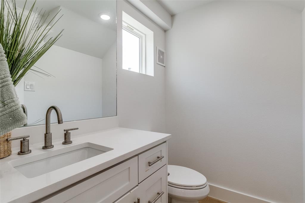 HOLMES - Residential Lease