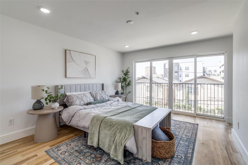 HOLMES - Residential Lease